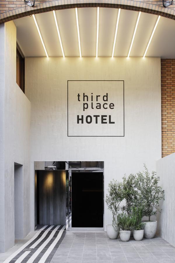 Third Place Hotel Сайтама Екстериор снимка